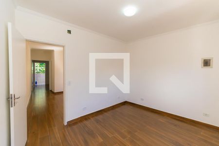 Quarto de casa para alugar com 1 quarto, 60m² em Jardim Santa Teresinha, São Paulo