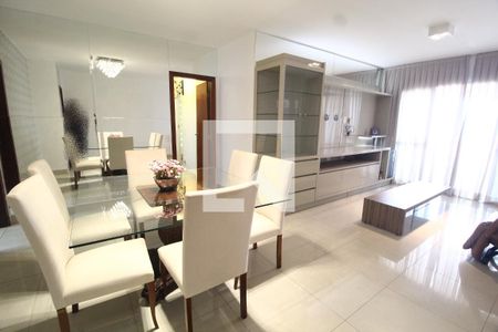 Sala de apartamento para alugar com 2 quartos, 103m² em Martins, Uberlândia