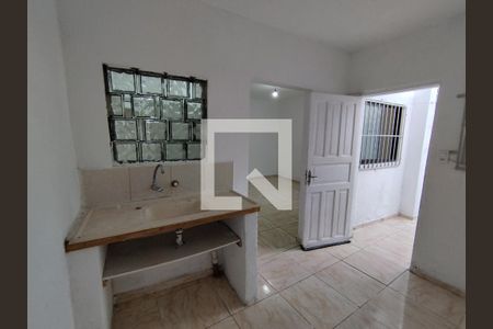 Cozinha - Torneira de casa para alugar com 1 quarto, 20m² em Vila Liviero, São Paulo