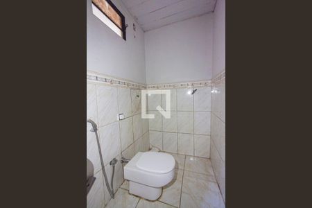 Banheiro da Suite de casa para alugar com 3 quartos, 180m² em Granada, Uberlândia