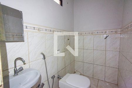 Banheiro da Suite de casa para alugar com 3 quartos, 180m² em Granada, Uberlândia