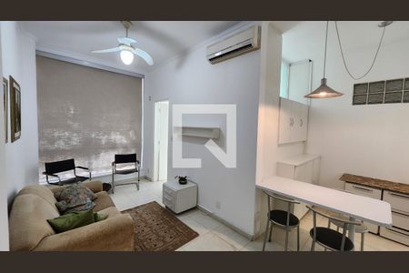 Sala de apartamento para alugar com 1 quarto, 36m² em Boqueirão, Santos