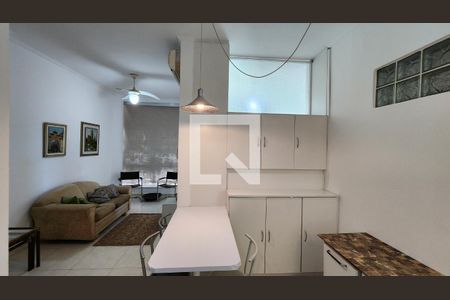 Sala de apartamento para alugar com 1 quarto, 36m² em Boqueirão, Santos