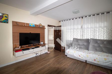 Sala de casa à venda com 3 quartos, 220m² em Vila Gomes, São Paulo