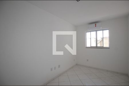 Quato1 Suite de casa para alugar com 2 quartos, 91m² em Vila Valqueire, Rio de Janeiro