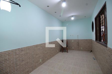 Sala de casa para alugar com 1 quarto, 50m² em Freguesia (jacarepaguá), Rio de Janeiro