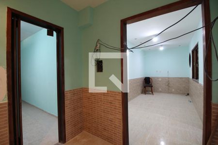 Hall de casa para alugar com 1 quarto, 50m² em Freguesia (jacarepaguá), Rio de Janeiro