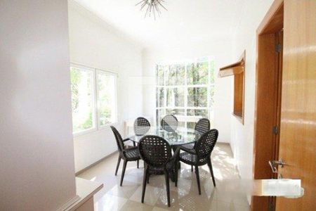 Casa à venda com 4 quartos, 650m² em Super Quadra Morumbi, São Paulo