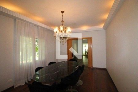 Casa à venda com 4 quartos, 650m² em Super Quadra Morumbi, São Paulo