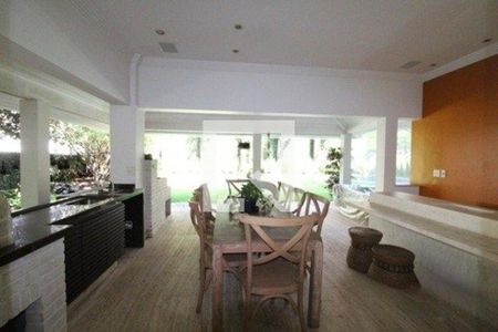 Casa à venda com 4 quartos, 650m² em Super Quadra Morumbi, São Paulo