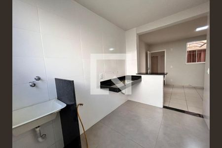 Apartamento à venda com 3 quartos, 58m² em Sapucaias, Contagem