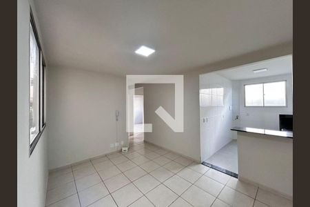 Apartamento à venda com 3 quartos, 58m² em Sapucaias, Contagem