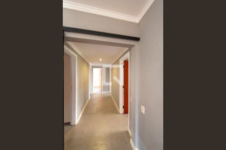 Corredor de apartamento para alugar com 3 quartos, 130m² em Alphaville, Barueri