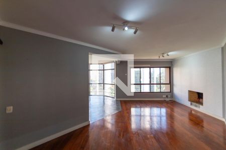 Sala de apartamento para alugar com 3 quartos, 130m² em Alphaville, Barueri