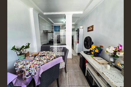 Sala de casa para alugar com 1 quarto, 45m² em Quintino Bocaiúva, Rio de Janeiro