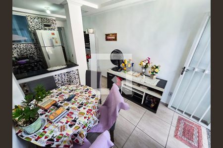 Sala de casa para alugar com 1 quarto, 45m² em Quintino Bocaiúva, Rio de Janeiro