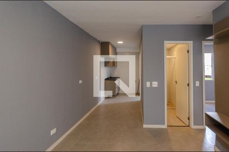 Sala de apartamento para alugar com 2 quartos, 41m² em Vila Palmeiras, São Paulo