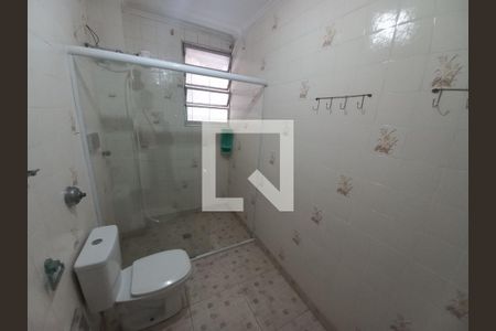 Banheiro de apartamento para alugar com 1 quarto, 64m² em Itararé, São Vicente