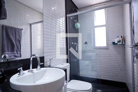 Banheiro de apartamento à venda com 1 quarto, 52m² em Anchieta, Belo Horizonte