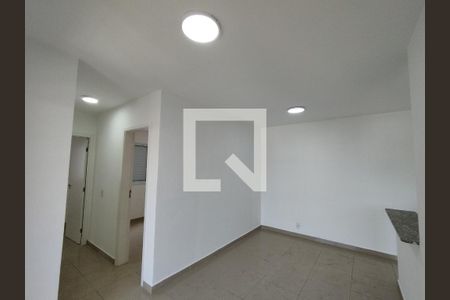 Sala de apartamento à venda com 2 quartos, 57m² em Vila Caraguata, São Paulo