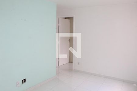 Sala de apartamento para alugar com 2 quartos, 52m² em Jardim Torino, Cotia