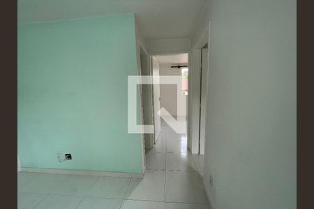 Sala de apartamento para alugar com 2 quartos, 52m² em Jardim Torino, Cotia