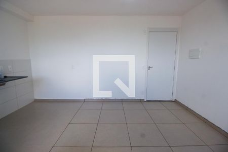 Sala de apartamento para alugar com 2 quartos, 42m² em Jardim Maria Duarte, São Paulo