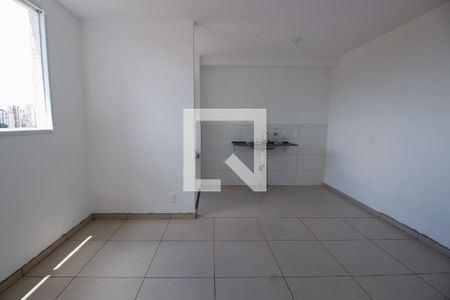 Sala de apartamento para alugar com 2 quartos, 42m² em Jardim Maria Duarte, São Paulo