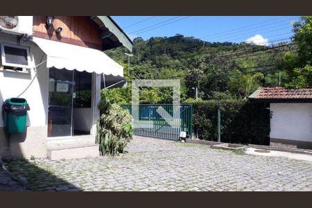 Apartamento à venda com 3 quartos, 121m² em Pendotiba, Niterói