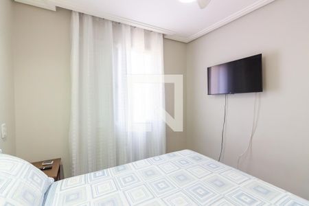 Suíte  de apartamento para alugar com 2 quartos, 57m² em Santo Antônio, Osasco