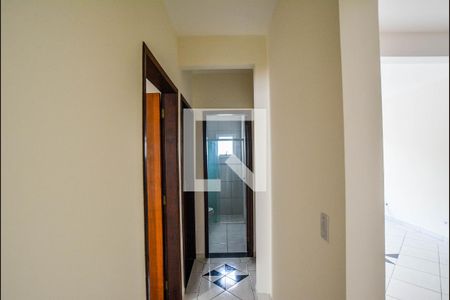 Corredor de apartamento à venda com 3 quartos, 106m² em Vila Eldizia, Santo André