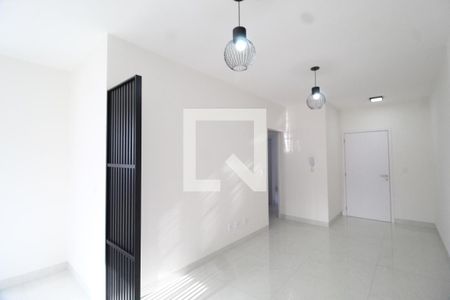 Sala de apartamento para alugar com 2 quartos, 72m² em Santa Mônica, Uberlândia