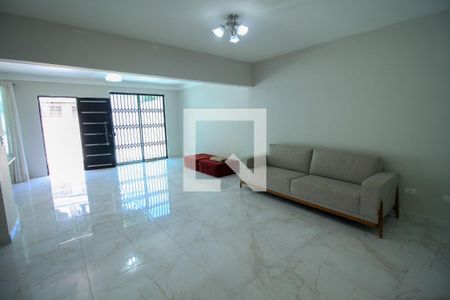 Sala de casa para alugar com 3 quartos, 150m² em Jardim Analia Franco, São Paulo