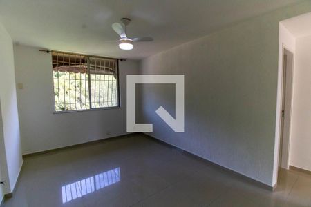 Sala de apartamento à venda com 2 quartos, 75m² em Santa Rosa, Niterói