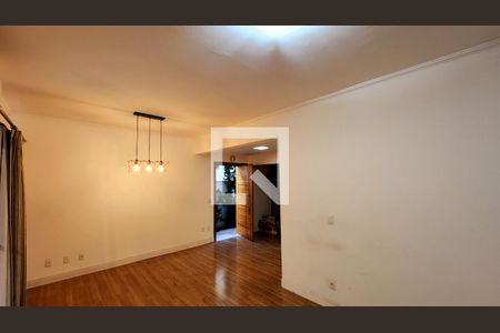 Sala de casa de condomínio à venda com 3 quartos, 130m² em Cidade Nova, Jundiaí