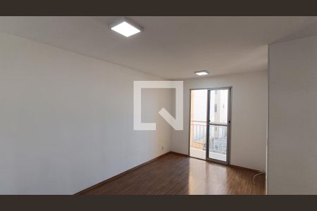 Sala de apartamento para alugar com 2 quartos, 55m² em Jardim Tatiana, Votorantim