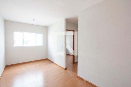 Sala de apartamento para alugar com 2 quartos, 43m² em Jardim Holanda, Uberlândia