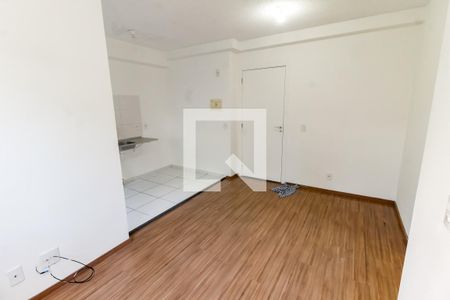 Sala de apartamento para alugar com 2 quartos, 40m² em Parque Reboucas, São Paulo