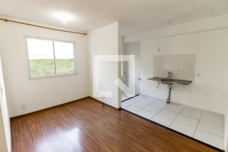 Sala de apartamento para alugar com 2 quartos, 40m² em Parque Reboucas, São Paulo