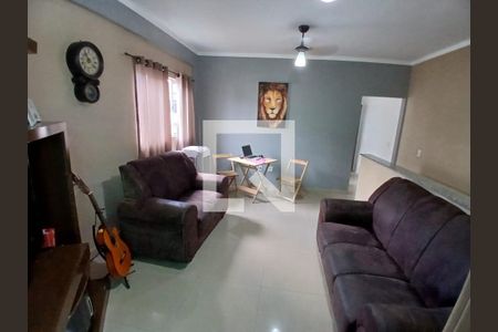 Sala de casa para alugar com 3 quartos, 89m² em Cidade Naútica, São Vicente