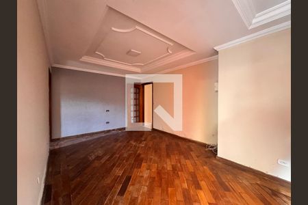 Sala de casa para alugar com 3 quartos, 120m² em Jardim Stella, Santo André