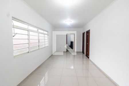 Sala de casa para alugar com 3 quartos, 300m² em Vila Pauliceia, São Paulo