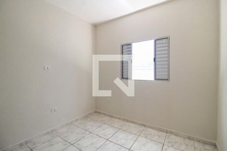 Quarto 1 de casa para alugar com 2 quartos, 45m² em Jardim Cibele, São Paulo