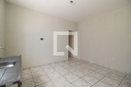 Sala/Cozinha de casa para alugar com 2 quartos, 45m² em Jardim Cibele, São Paulo