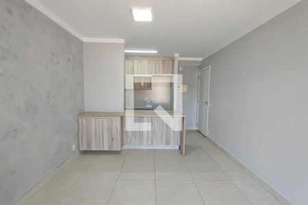 Sala de apartamento para alugar com 3 quartos, 63m² em Jardim Ipaussurama, Campinas