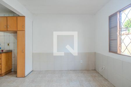 Sala de casa de condomínio à venda com 1 quarto, 47m² em Vila Conceição, Porto Alegre