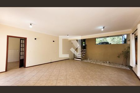 Sala de casa de condomínio para alugar com 7 quartos, 350m² em Jardim Chapadão, Campinas