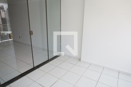 Sala de apartamento para alugar com 2 quartos, 98m² em Setor Bueno, Goiânia