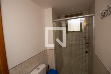 Banheiro quarto 1/2 de apartamento à venda com 3 quartos, 152m² em Recreio dos Bandeirantes, Rio de Janeiro