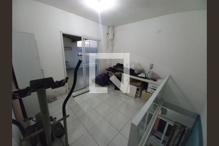 Sala 2 de apartamento para alugar com 2 quartos, 0m² em Vila Jockei Clube, São Vicente